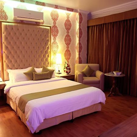 Hotel Swiss Garden Dhaka Exterior photo