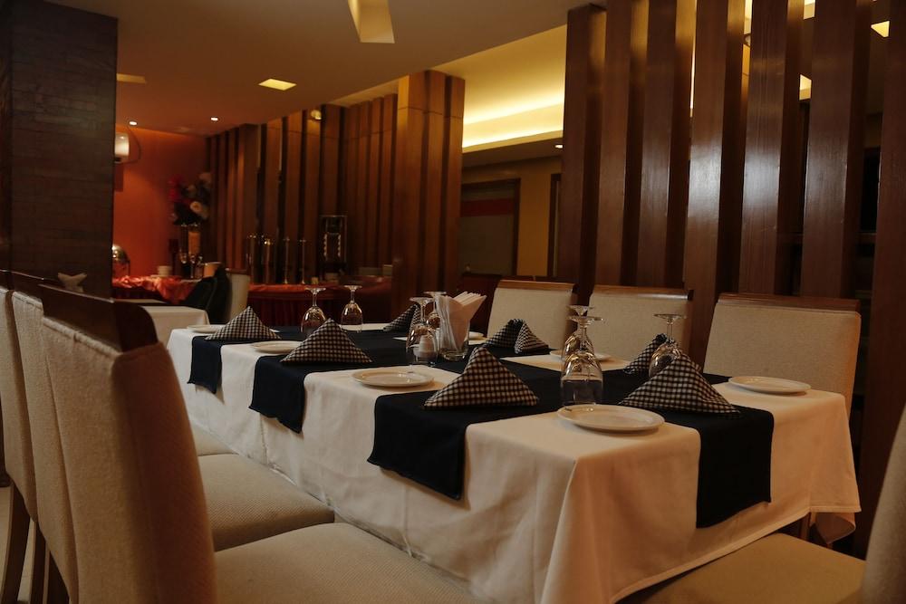 Hotel Swiss Garden Dhaka Exterior photo